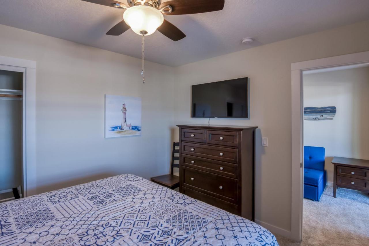 Oceanview Townhome - Pet Friendly - Sleeps 6 - King Depoe Bay Exterior photo