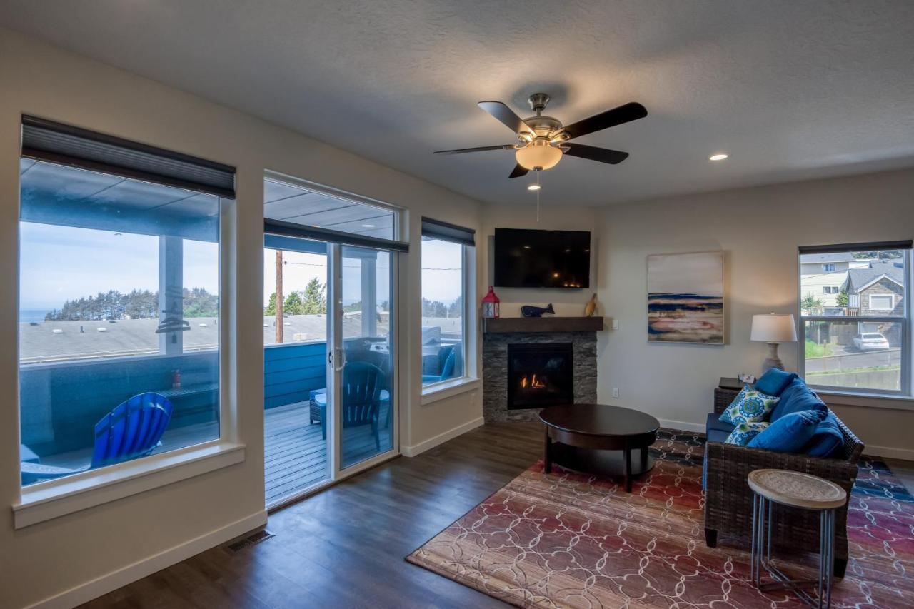 Oceanview Townhome - Pet Friendly - Sleeps 6 - King Depoe Bay Exterior photo