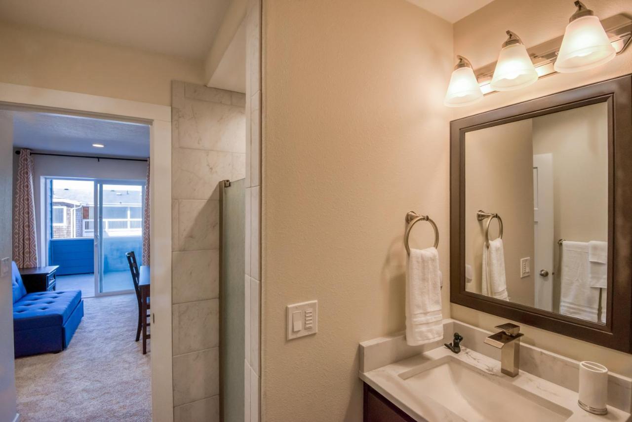 Oceanview Townhome - Pet Friendly - Sleeps 6 - King Depoe Bay Exterior photo